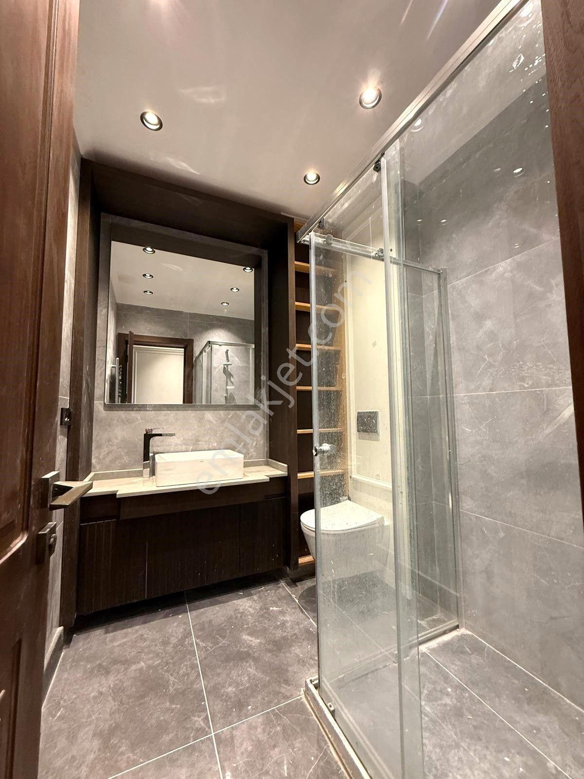 Suadiye Zarada 3+1 Balkonlu Ebeveynli Lüks Sıfır!! - Görsel 21