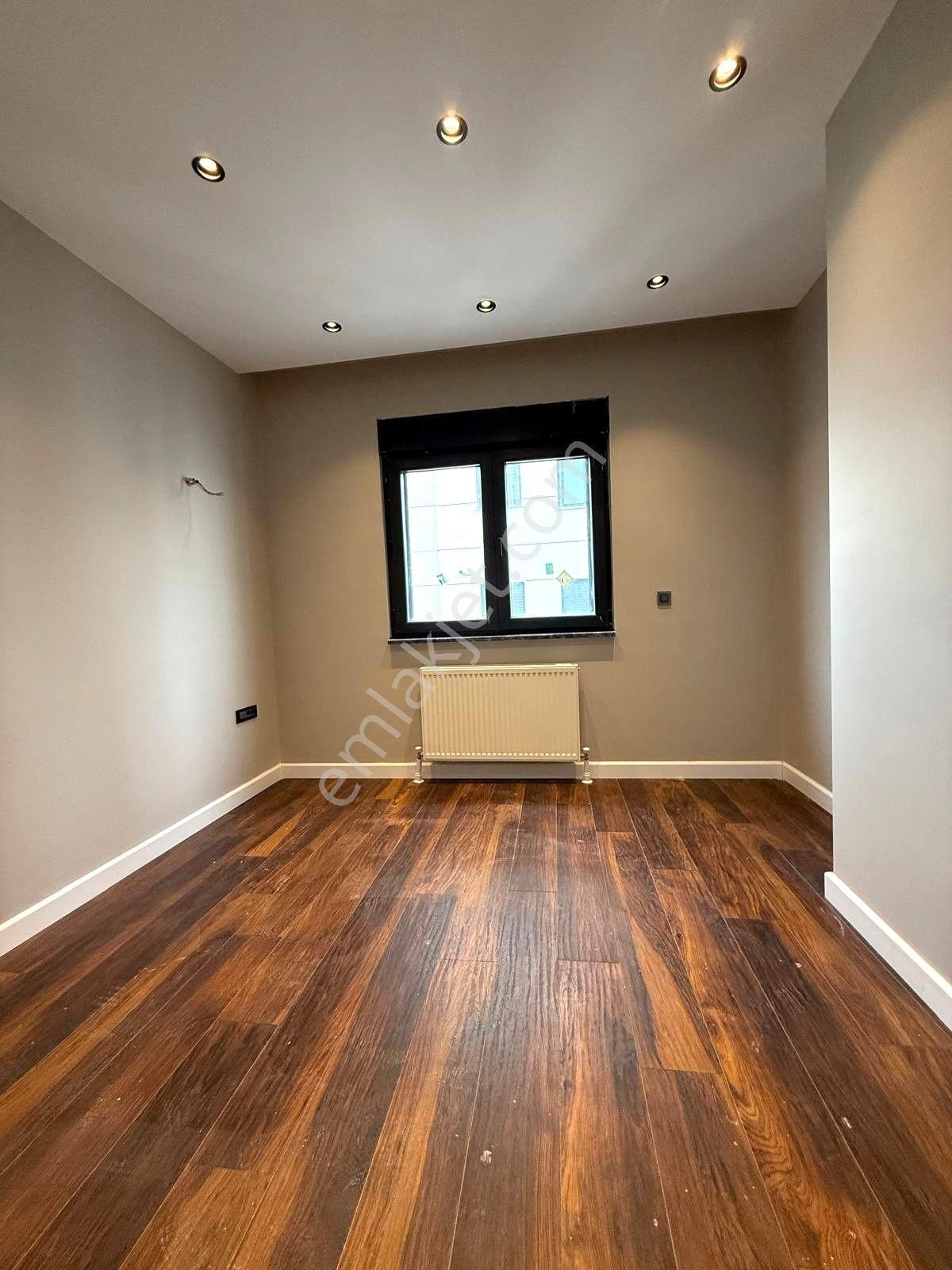 Suadiye Zarada 3+1 Balkonlu Ebeveynli Lüks Sıfır!! - Görsel 23