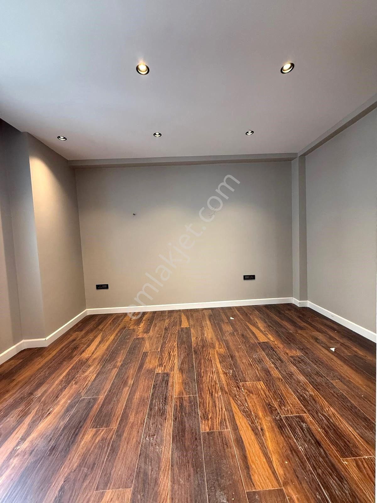 Suadiye Zarada 3+1 Balkonlu Ebeveynli Lüks Sıfır!! - Görsel 25