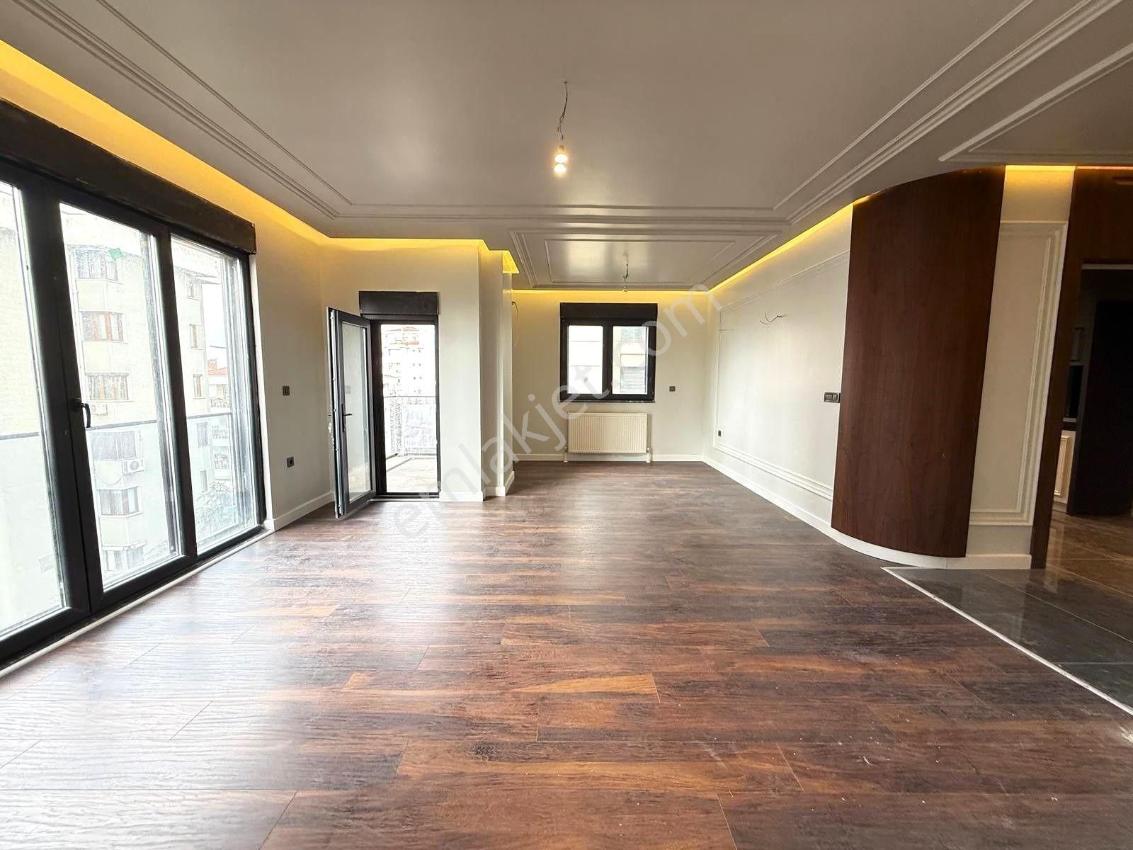 Suadiye Zarada 3+1 Balkonlu Ebeveynli Lüks Sıfır!! - Görsel 4