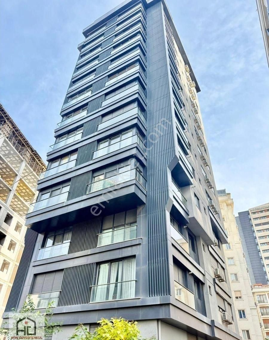 Fenerbahçe Sahilde 2+1 Manzaralı Lüks Yeni Bina!!