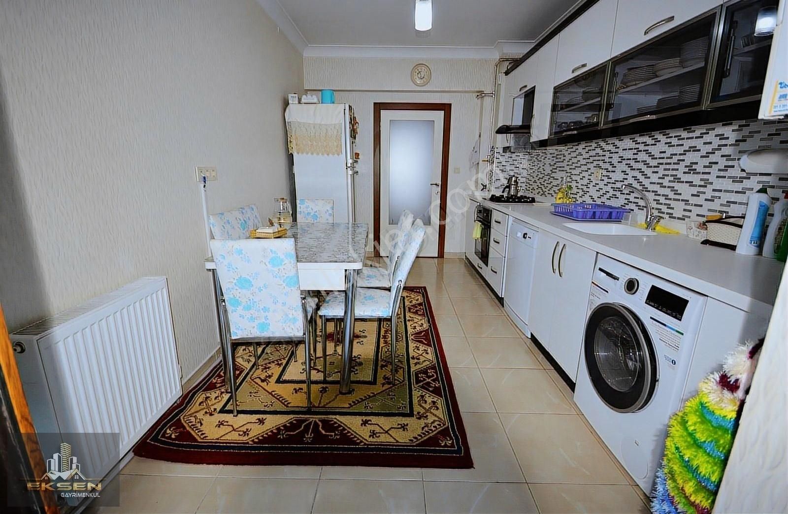 Eksen Gayrimenkul'den Merkezi Konumda Masrafsız Site Dairesi - Görsel 16