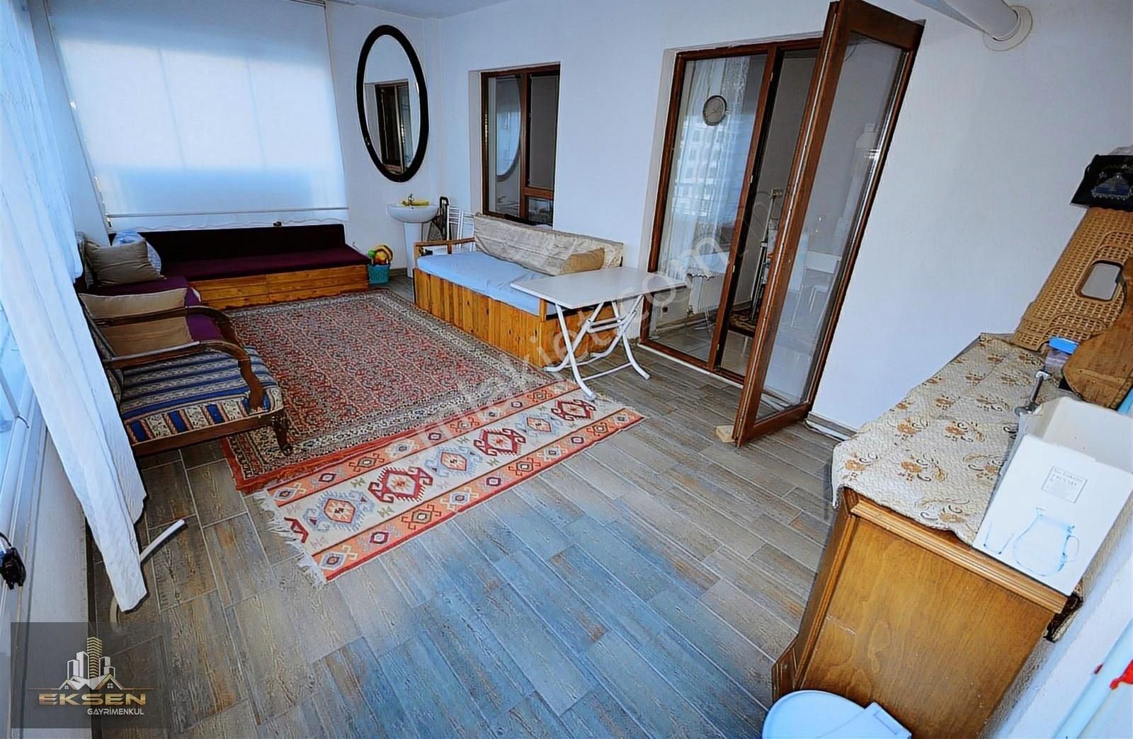 Eksen Gayrimenkul'den Merkezi Konumda Masrafsız Site Dairesi - Görsel 24