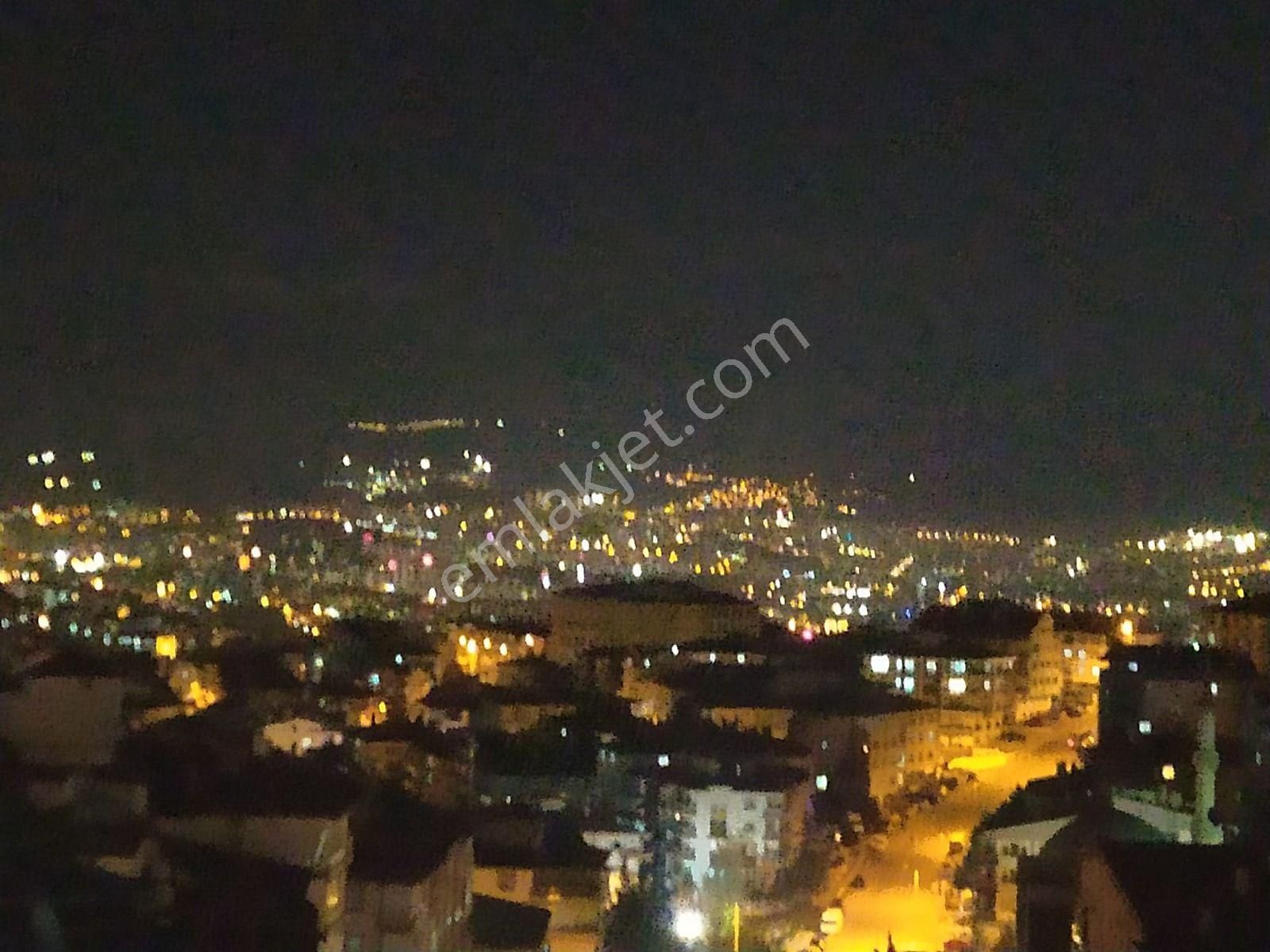 Bademlik'de Ankara Manzaralı 3+1 Ara Katta Kiralık Daire - Görsel 32