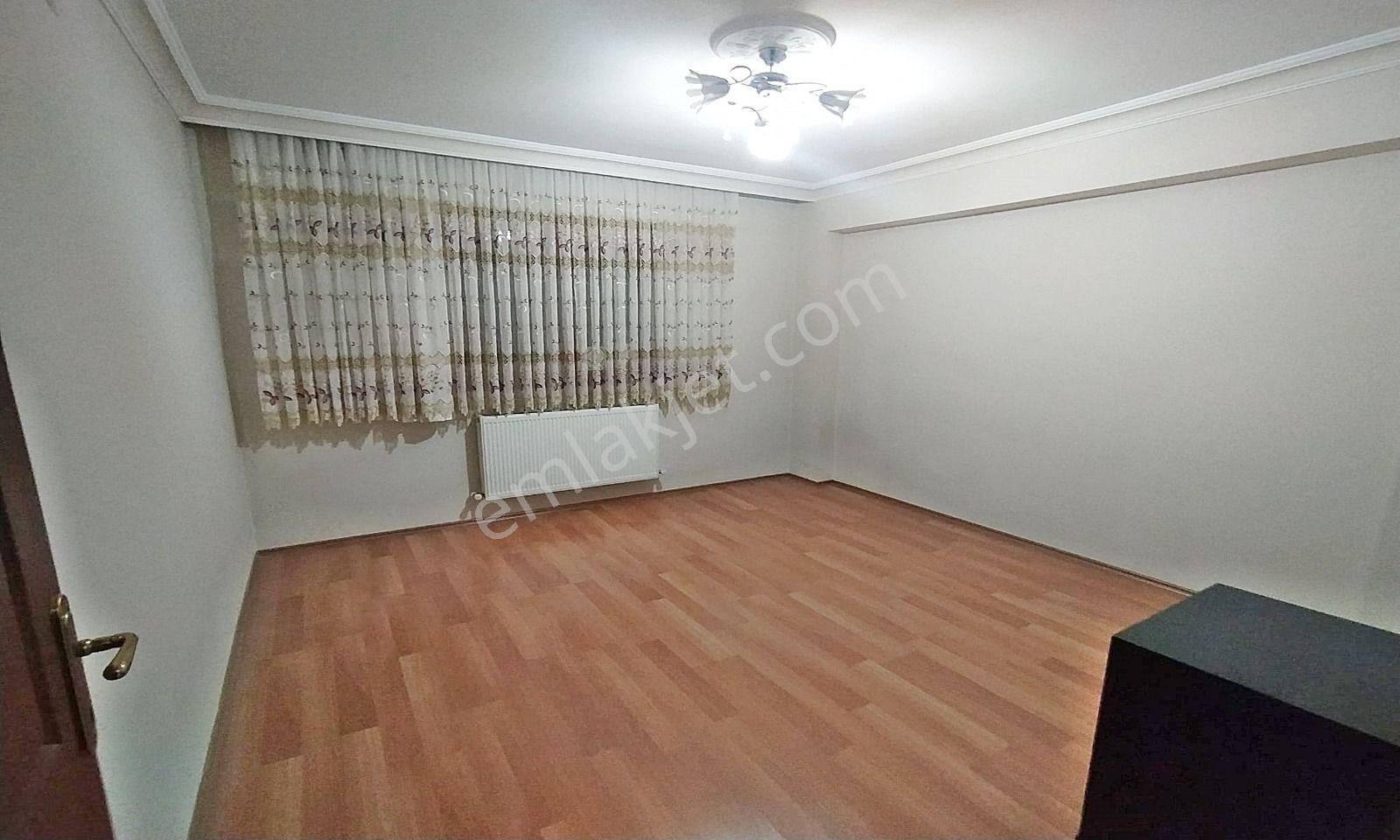 Bademlik'de Ankara Manzaralı 3+1 Ara Katta Kiralık Daire - Görsel 17