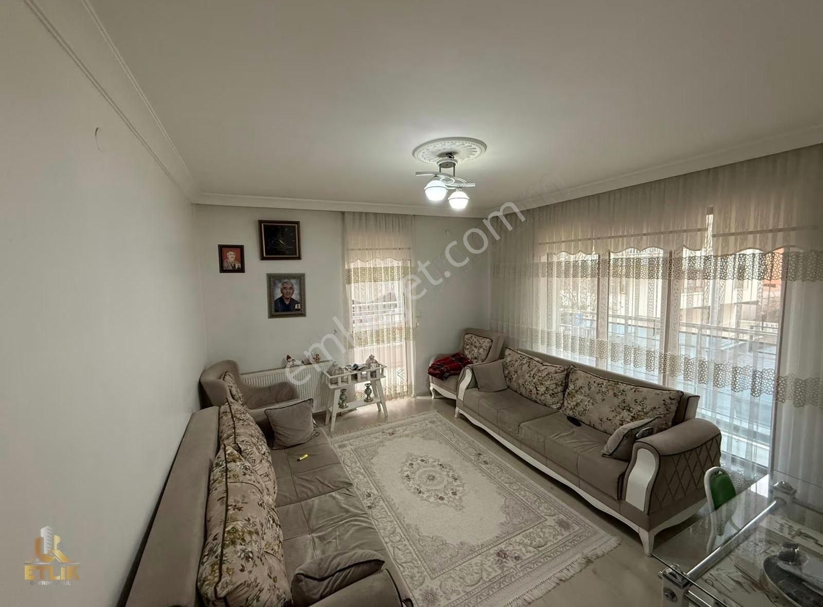 Etlik'den Ufuktepe Cd.paraleli 1.kat Asansörlü Fırsat Daire