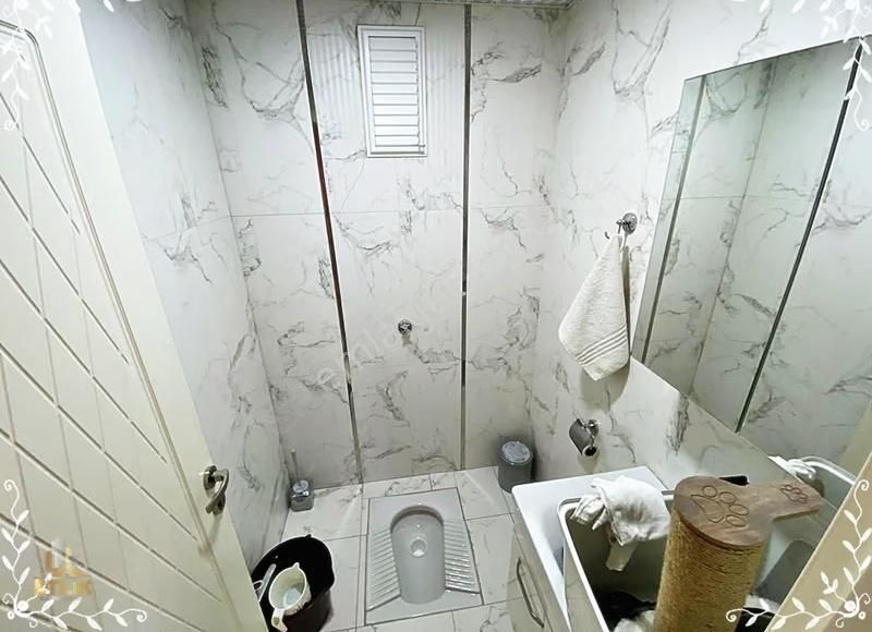 Çift Blok'lu Site İçerisinde 7/24 Güvenlikli 4+1 200m2 Fırsat ! - Görsel 5