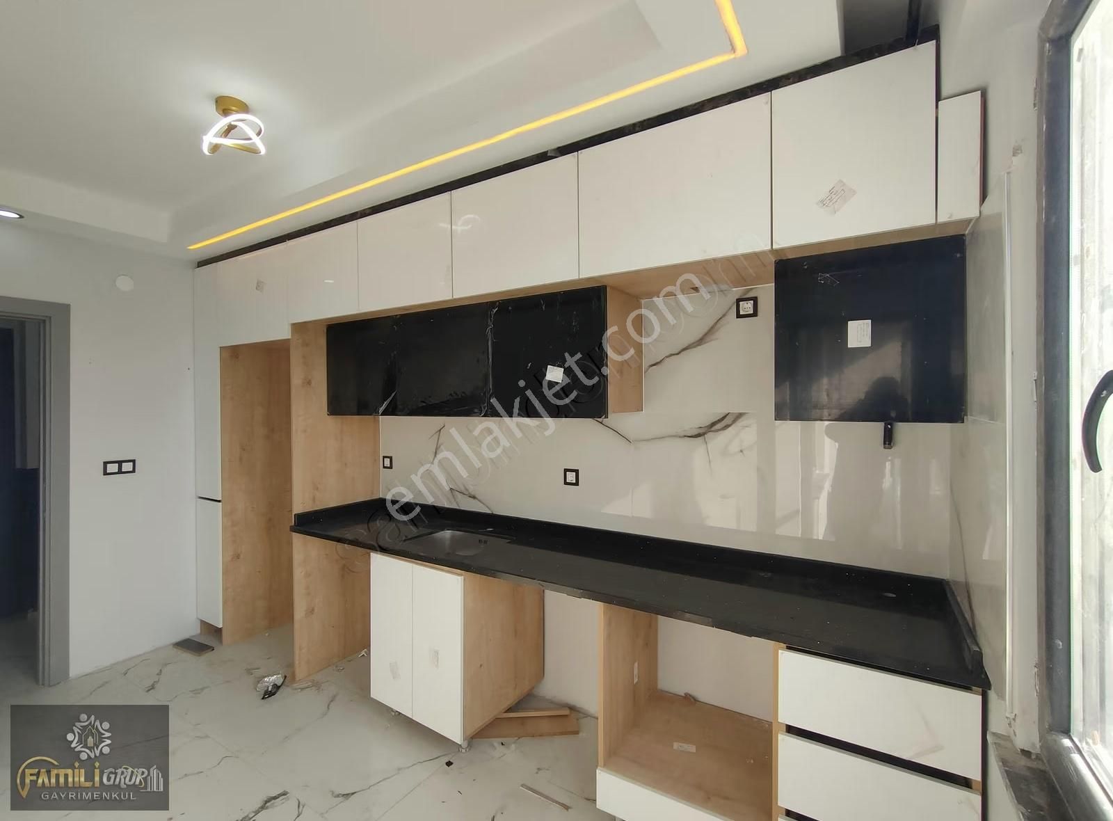 Famili Gayrımenkul Ultra Lüks 2+1 90 M2 Daire Satılık - Görsel 13