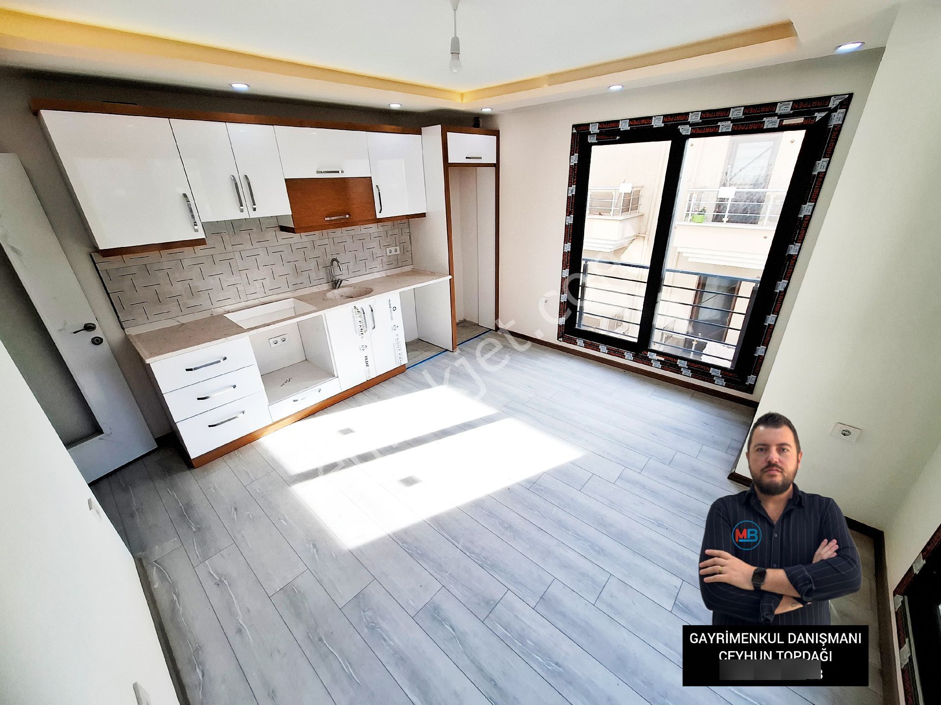 Didim'de Satılık 1+1 Sıfır Daire Asansörlü Çarşıya Yakın Konumda - Görsel 7