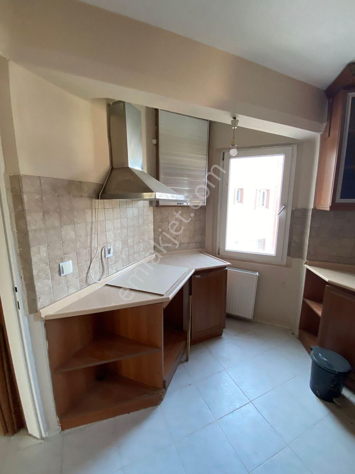 Bergama Bayatlı Sitesinde 2+1 Kiralık Daire - Görsel 6