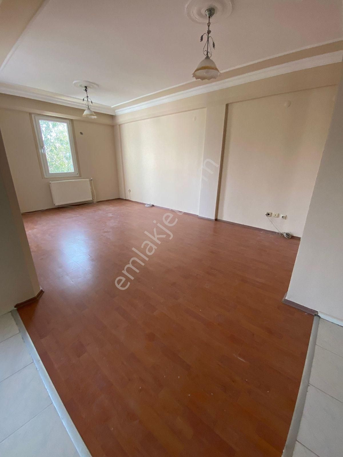 Bergama Bayatlı Sitesinde 2+1 Kiralık Daire - Görsel 9