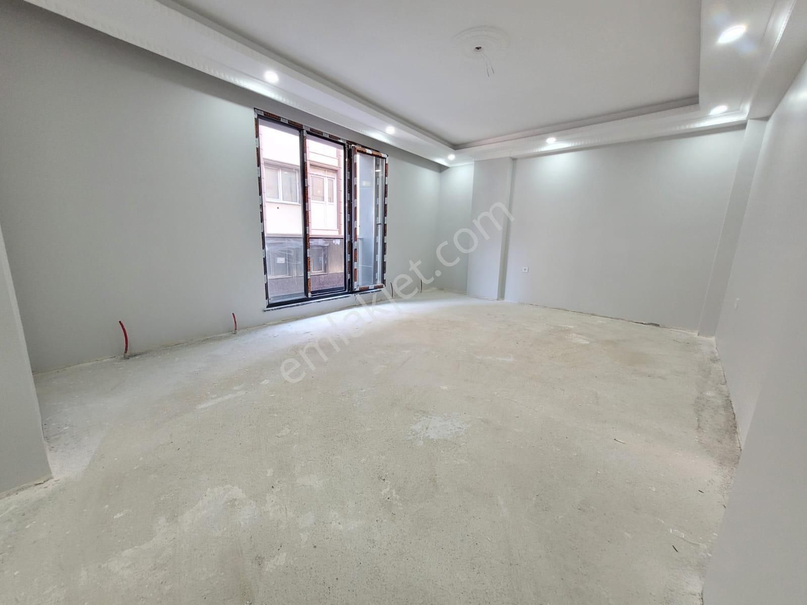 Üç Kardeşler İsmetpaşa Mah'de Satılık 2+1 Sıfır 100m² Lüx Daire