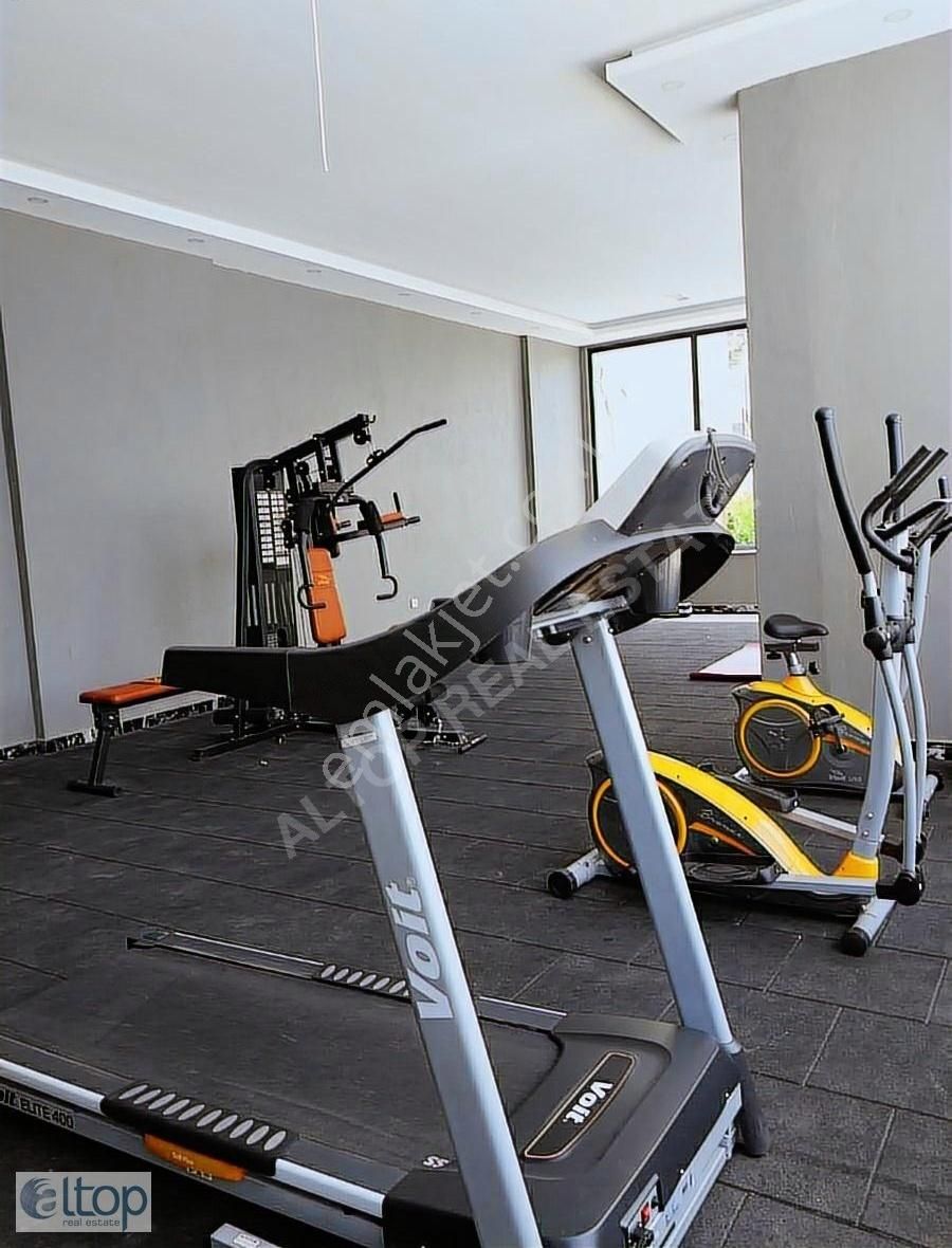 Lüx Rezidans Da Yeni Mobilyali 3 Oda 2 Salon 3 Banyo 200m2 Daire - Görsel 23