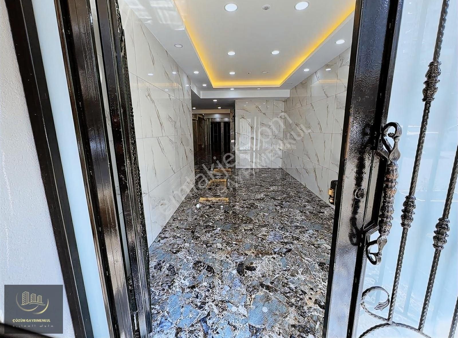 Çözüm Gayrimenkul'den 1001 Pırlanta Sitesinde Satılık Daire - Görsel 4