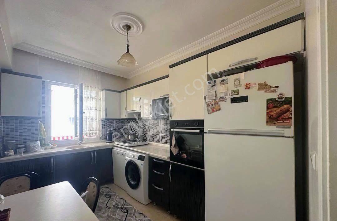 Didim Yeni Mahalle 3+1 Ayrı Mutfak Ara Kat Daire Satıyoruz.