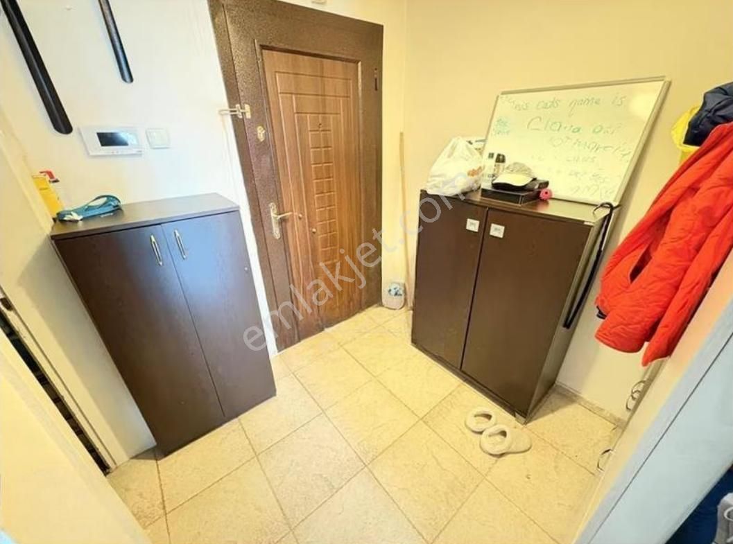 Kozyatağı Prestijli Sitede Güvenli Geniş Balkon Geniş Arsa Bakımlı Daire - Görsel 7