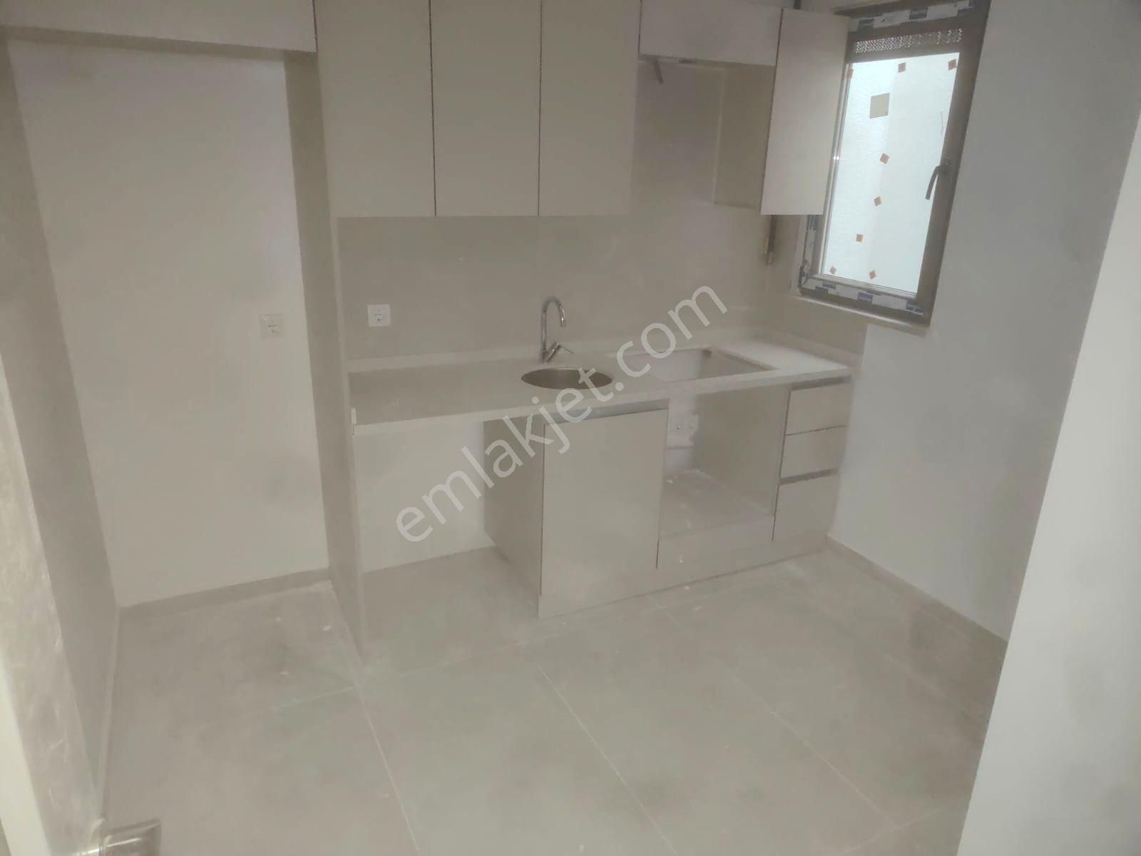 Emlak Dünyasından Altıntepede Satılık 3+2 Dubleks Daire - Görsel 7