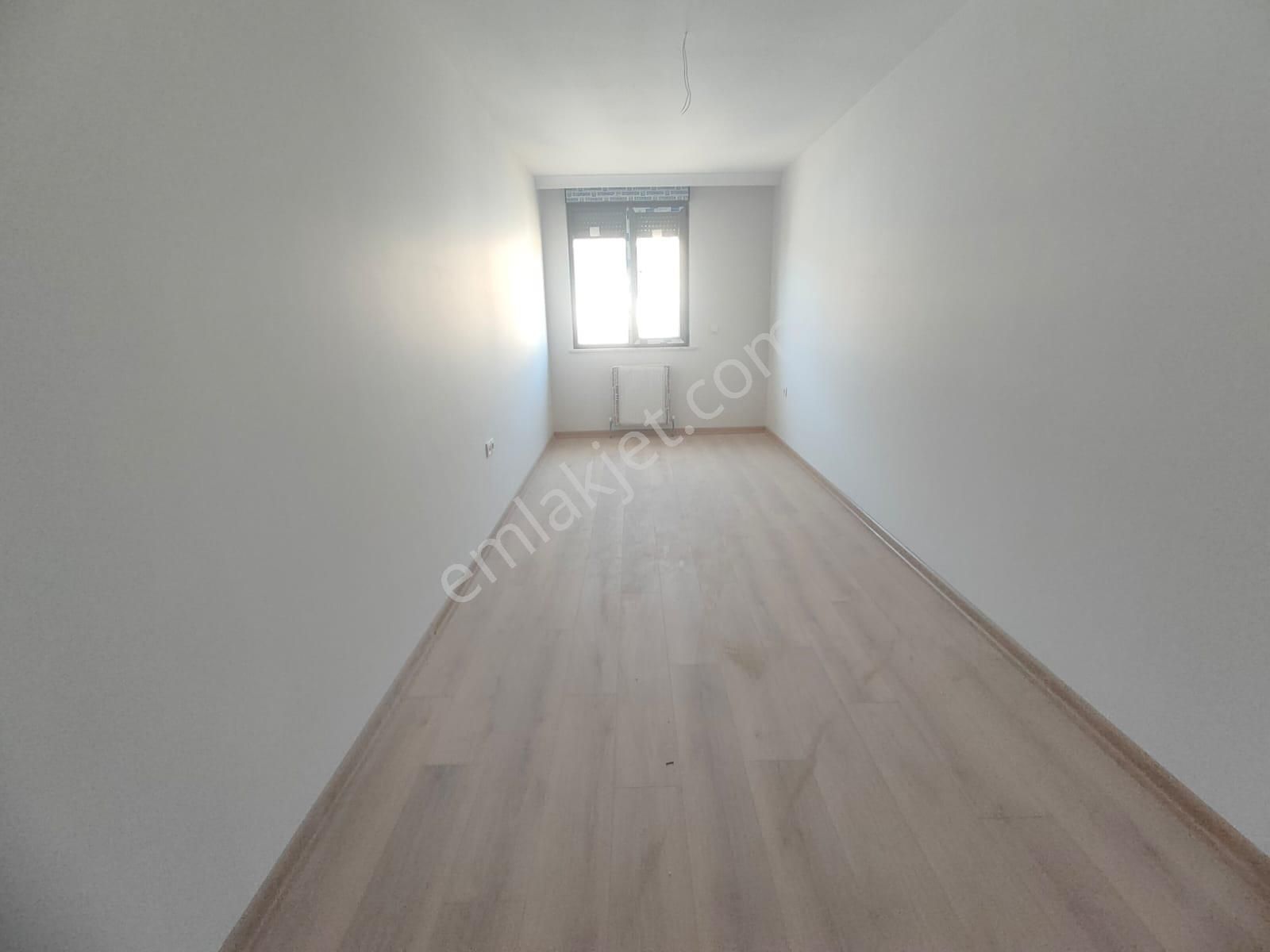 Emlak Dünyasından Altıntepede Satılık 3+2 Dubleks Daire - Görsel 5