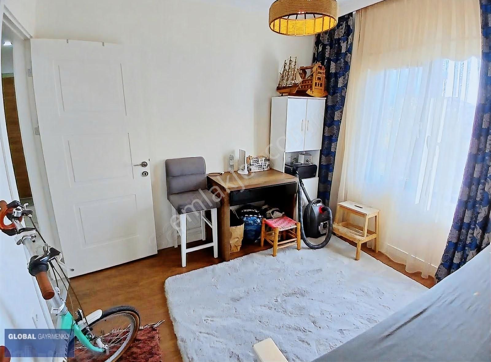Global'den Marina Yakını K.otoparklı İskanlı Lüks 3+1 Daire - Görsel 2
