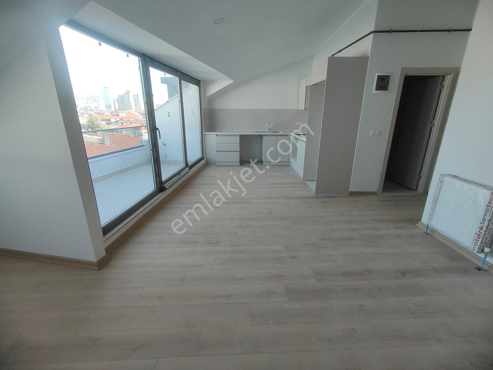 Emlak Dünyasından Altıntepede Satılık 3+1 Dubleks Daire - Görsel 2