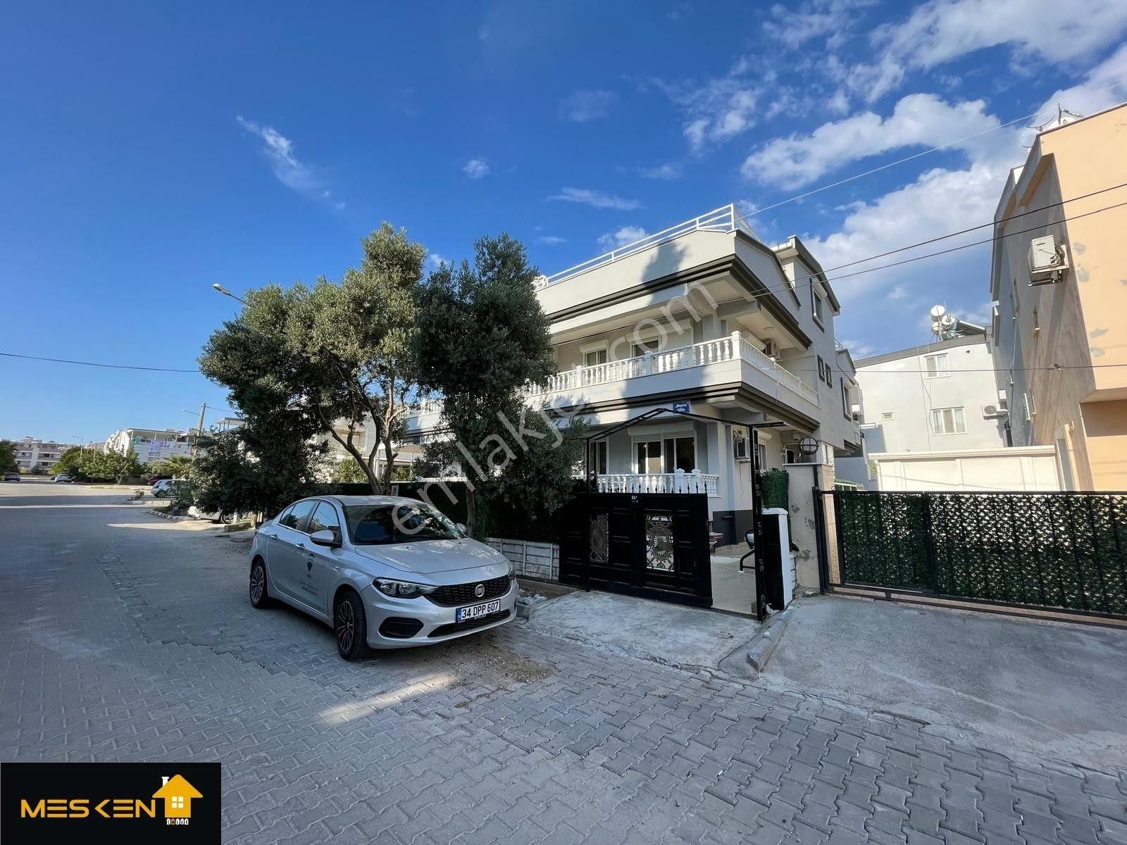 Didim Efeler'de Full Eşya , Çok Geniş 4+1 Villa - Görsel 2