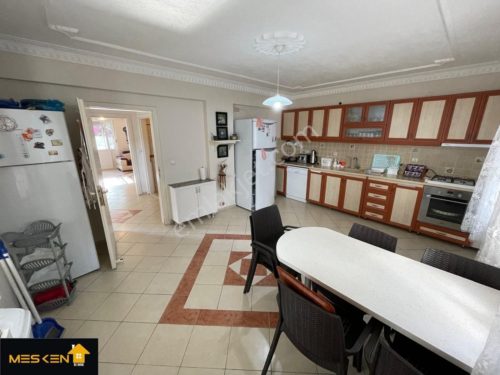 Didim Efeler'de Full Eşya , Çok Geniş 4+1 Villa - Görsel 11