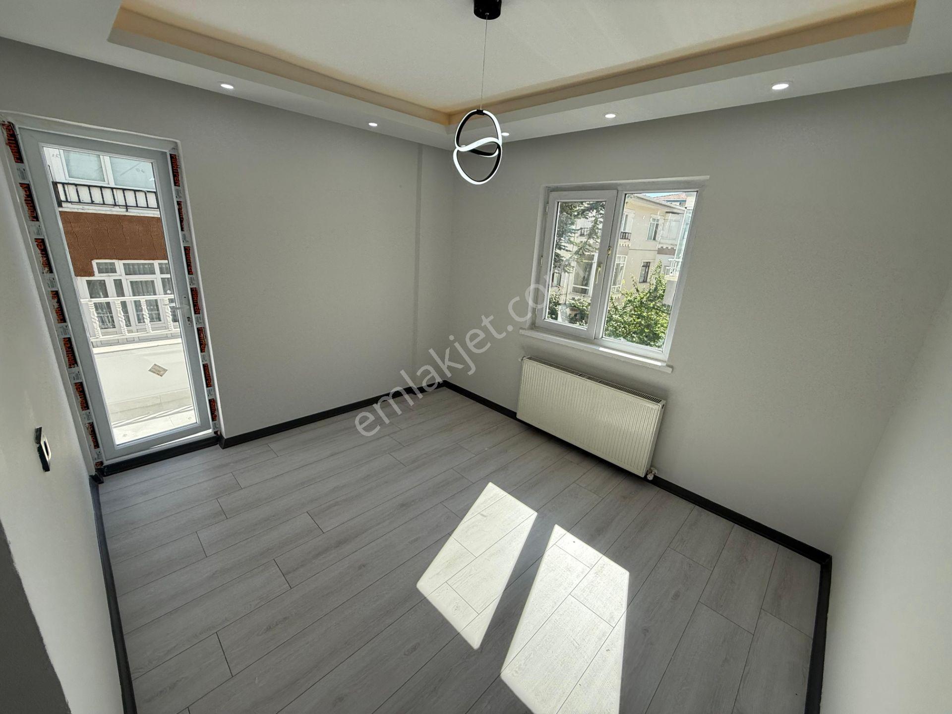 Hayal'den Malazgirt Mh'de Cadde Üzerinde Ara Katta Ful Yapılı Bağımsız 3+1 Kupon Daire - Görsel 27