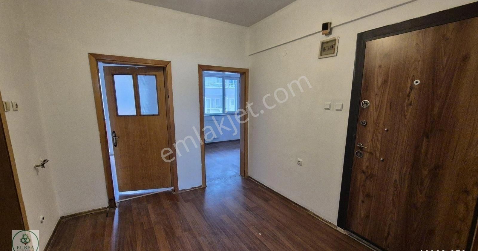 Bursa Nilüfer Üçevler'de Kiralık 2+1 Daire - Görsel 3