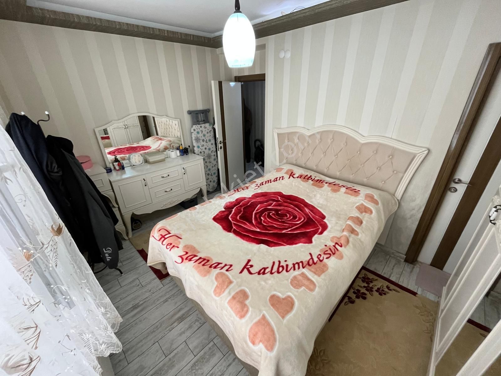 Yükseltepe Mahallesi'nde Cadde Üzerinde Katta 3+1 Daire! - Görsel 12