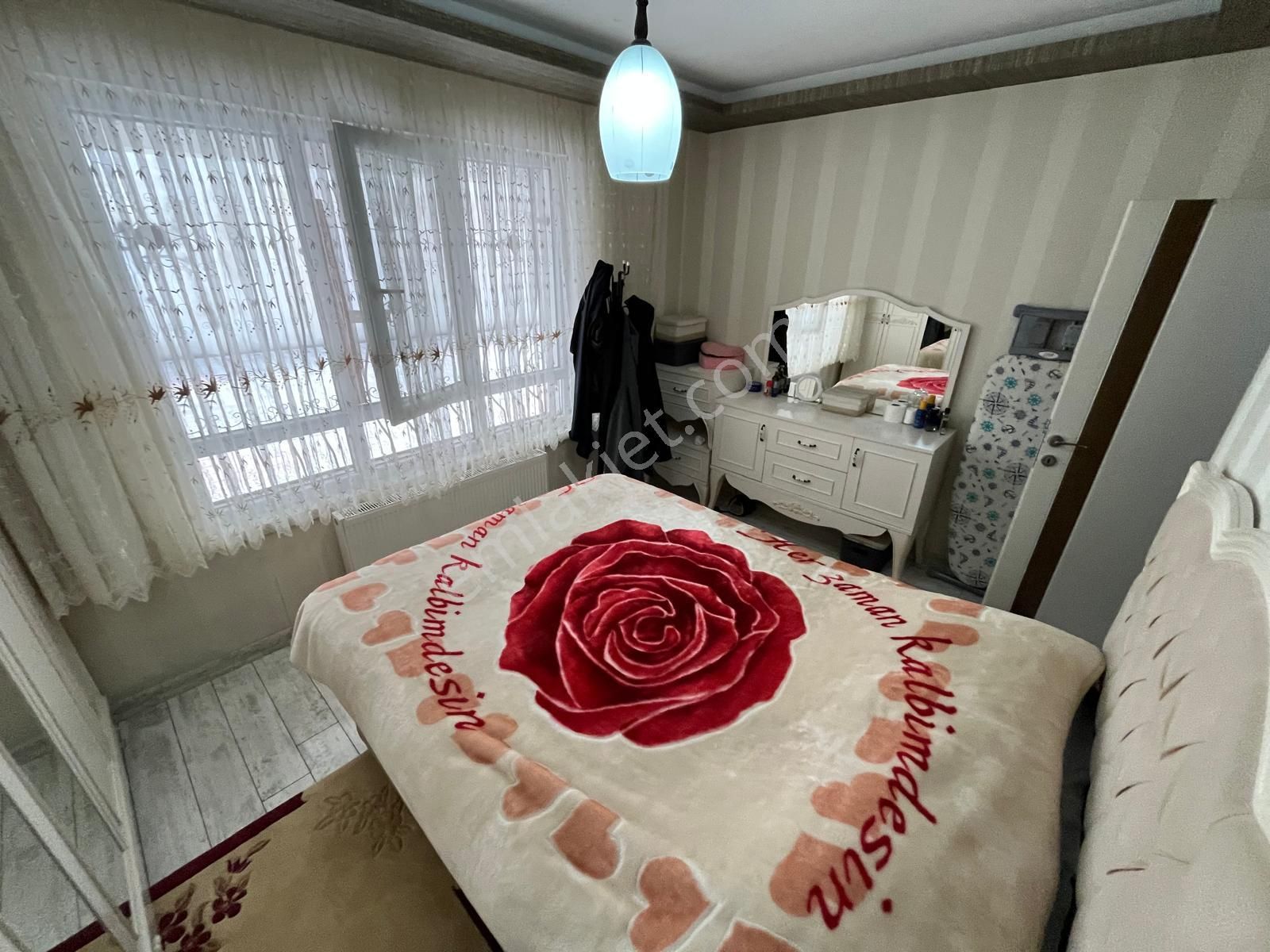 Yükseltepe Mahallesi'nde Cadde Üzerinde Katta 3+1 Daire! - Görsel 14