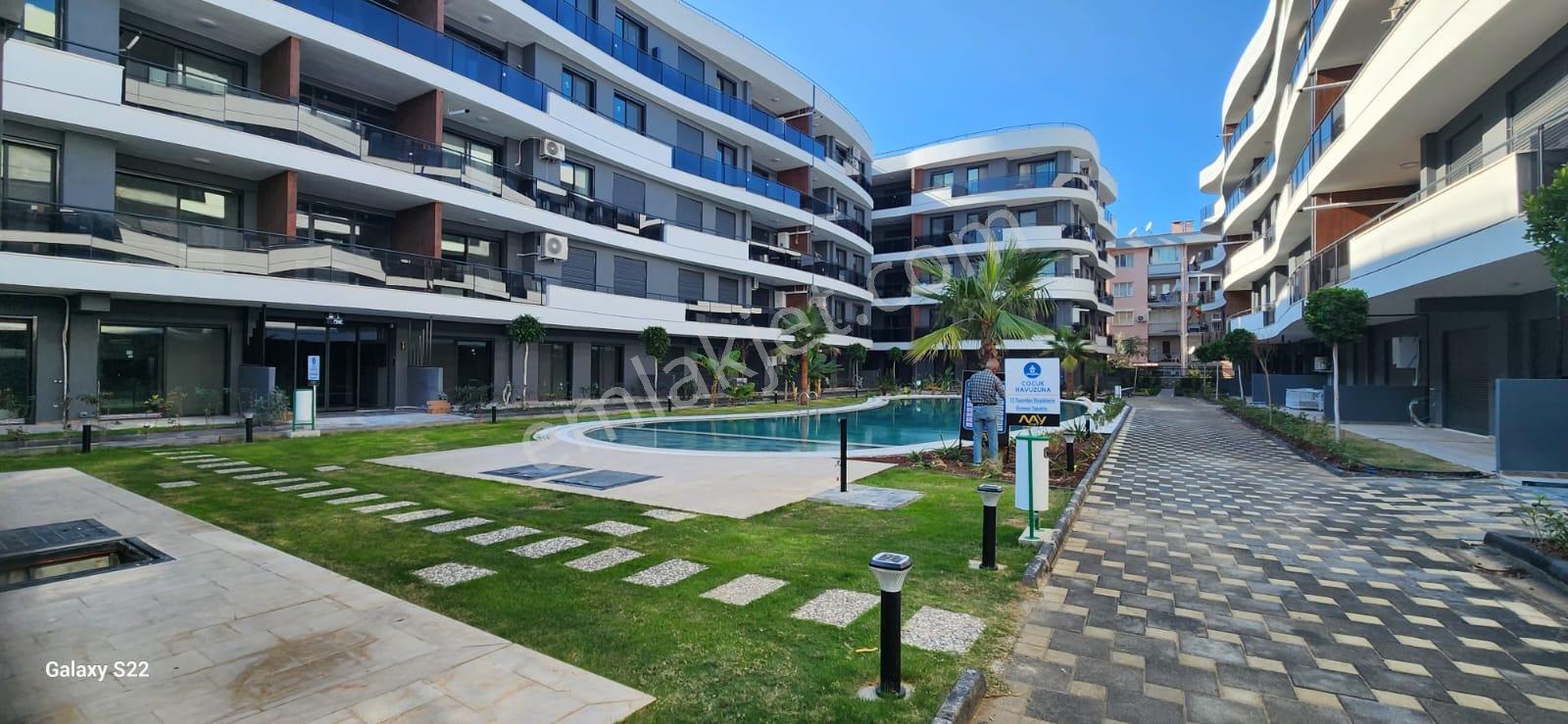 Kuşadası Merkezi Konumda Satılık 2+1 Daire - Görsel 9