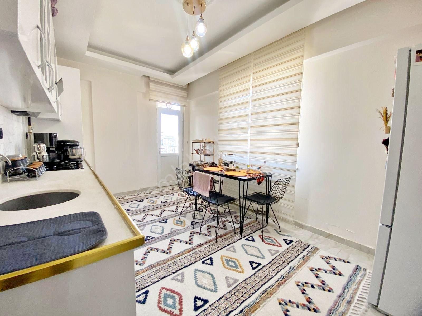 Alpaslan'da Merkezi Lakasyon Ara Kat Masrafsız Lüx 3+1 Daire - Görsel 3