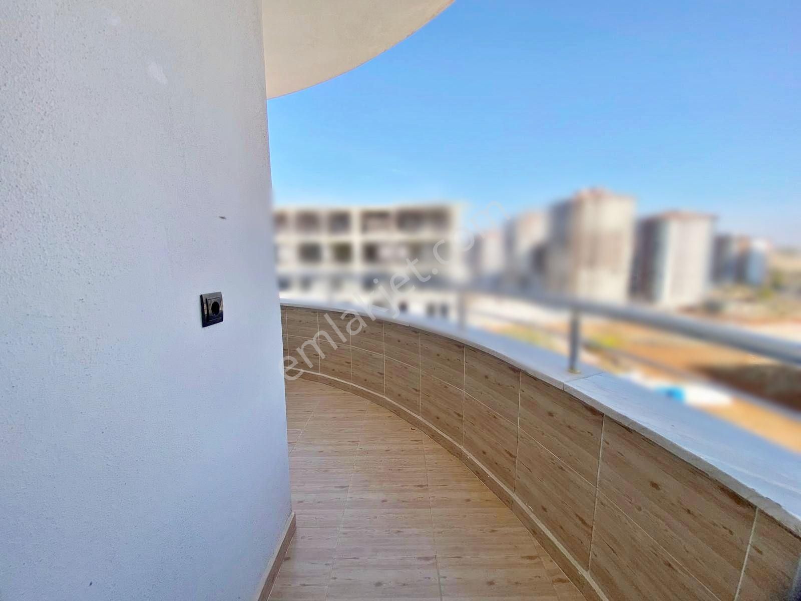 Alpaslan'da Merkezi Lakasyon Ara Kat Masrafsız Lüx 3+1 Daire - Görsel 15