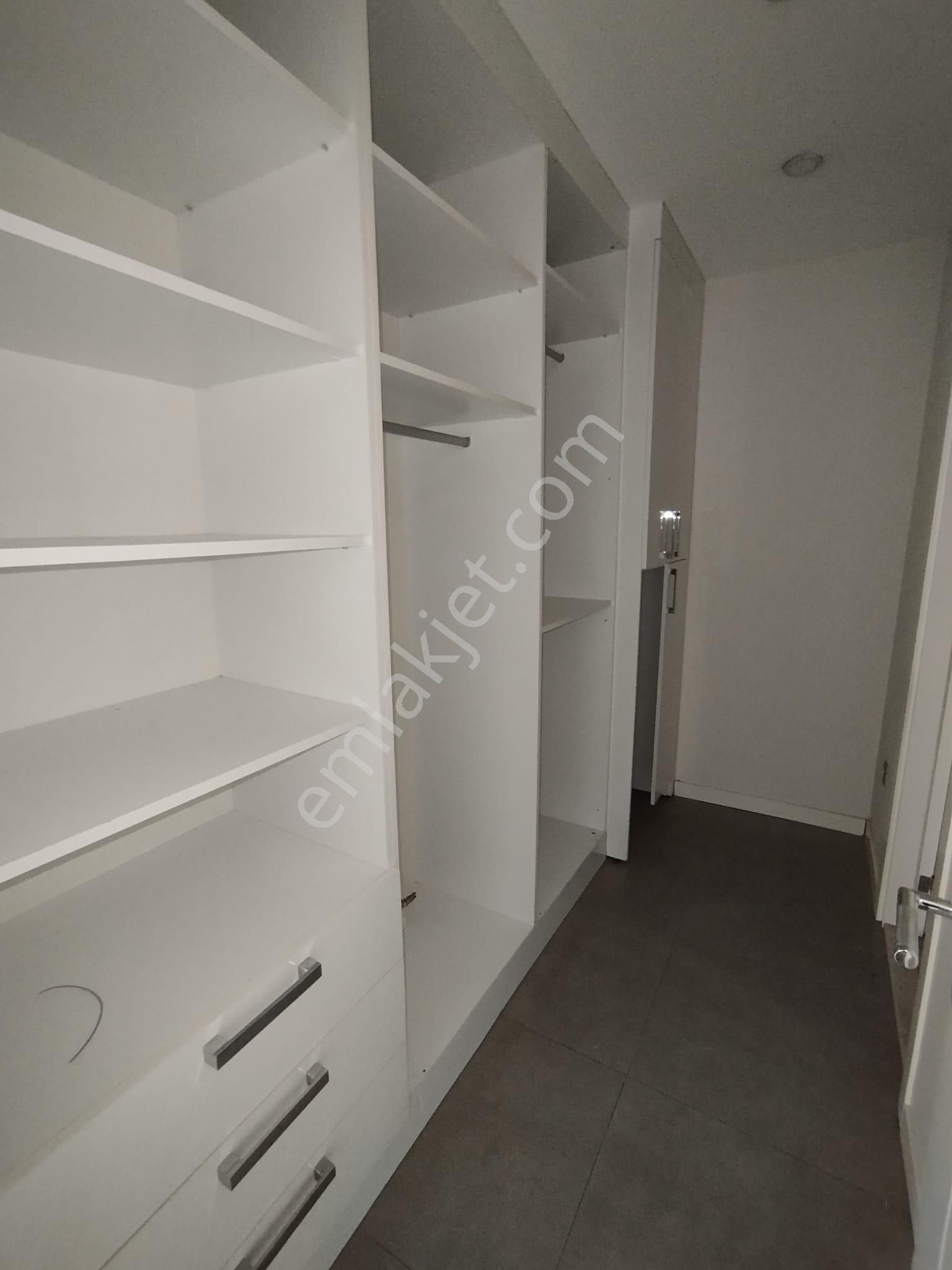 Yeni Valilik Civarı Bulvar Üzeri 7/24 Güvenlikli 2+1 155m2 Lüks Daire - Görsel 3