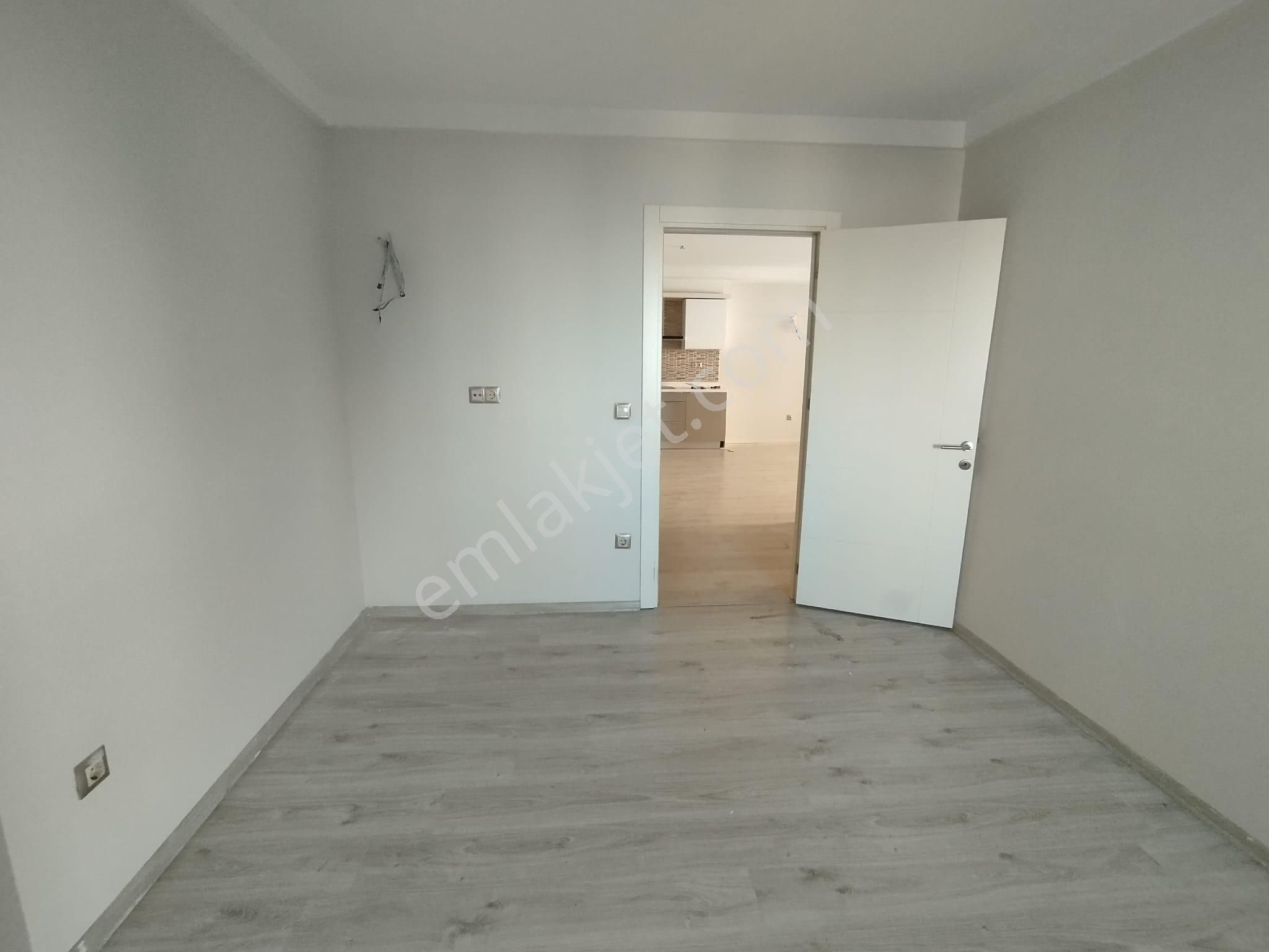 Yeni Valilik Civarı Bulvar Üzeri 7/24 Güvenlikli 2+1 155m2 Lüks Daire - Görsel 11