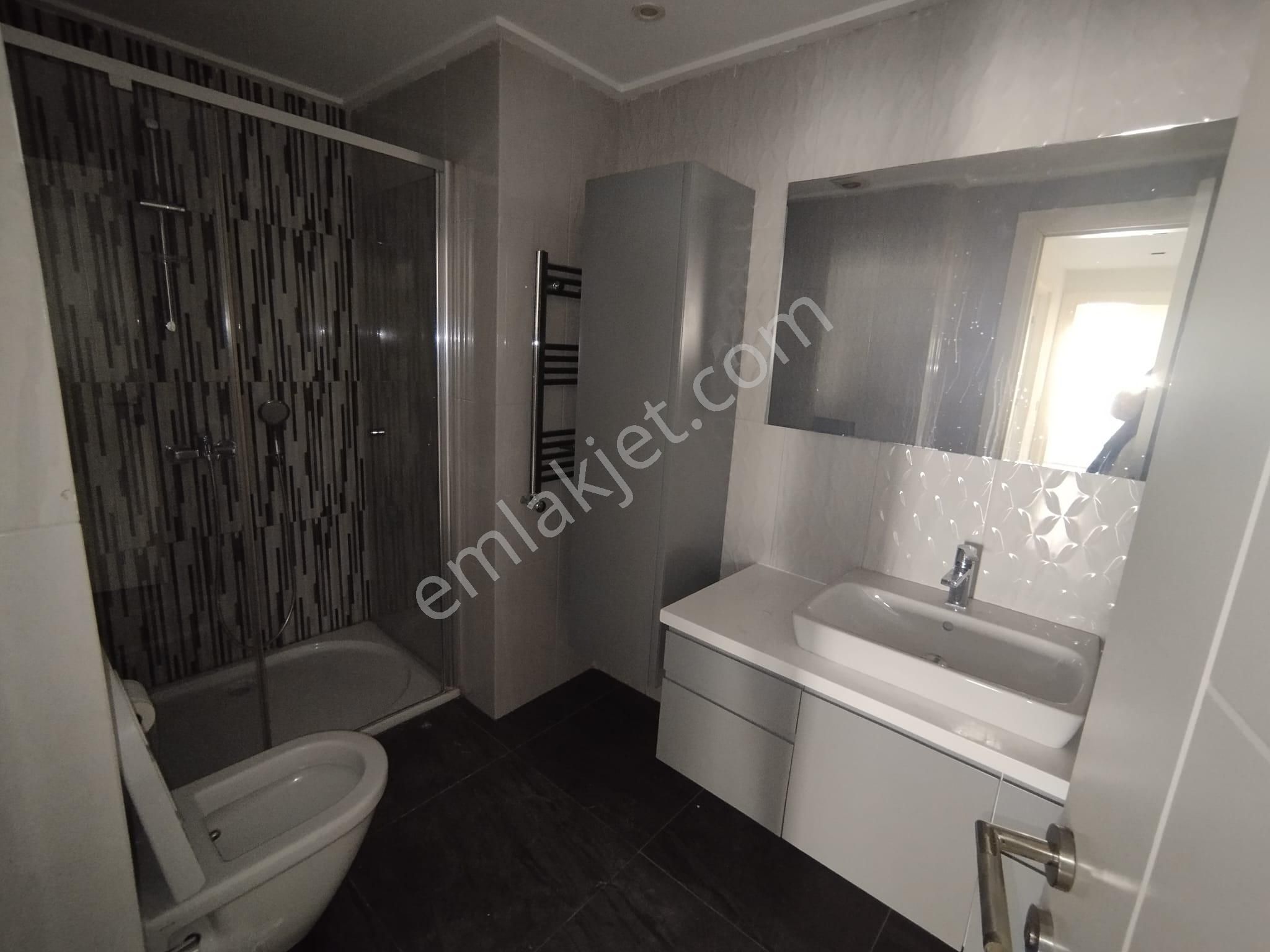 Yeni Valilik Civarı Bulvar Üzeri 7/24 Güvenlikli 2+1 155m2 Lüks Daire - Görsel 9