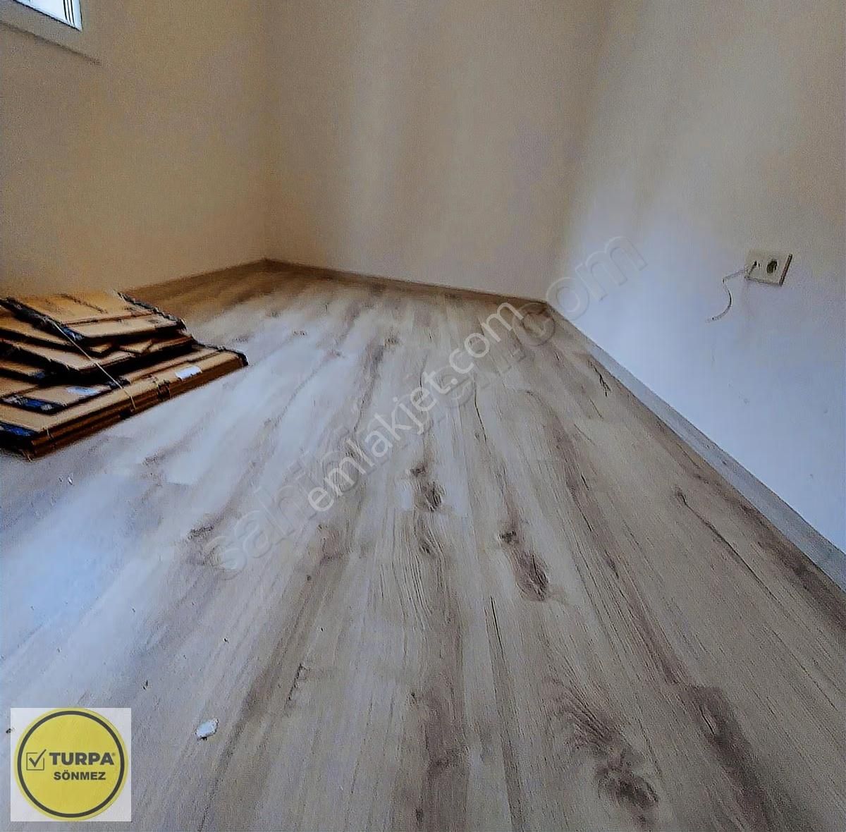 Turpa Sönmezden Merkez Ptt Yakını Arakat Kiralık Daire - Görsel 9