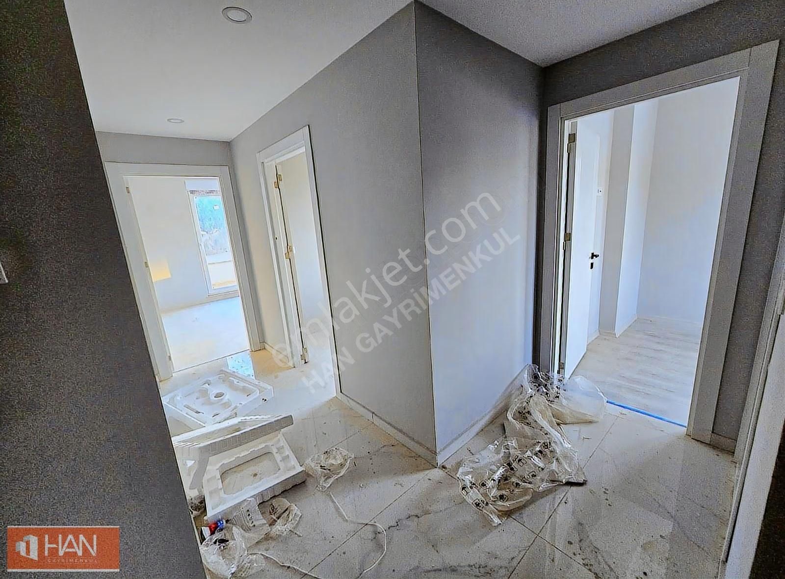 V.esentepe'de Otobüs Duraklarına Adım Mesafede 2+1 Oturuma Hazır - Görsel 12