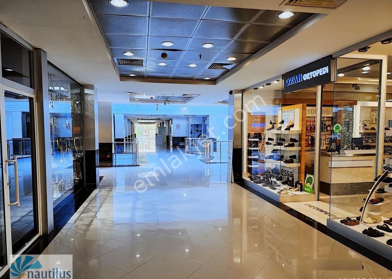 Bahçeşehir Merkez De Kc G Çarşı Da Satılık 32 M2. Dükkan - Görsel 12