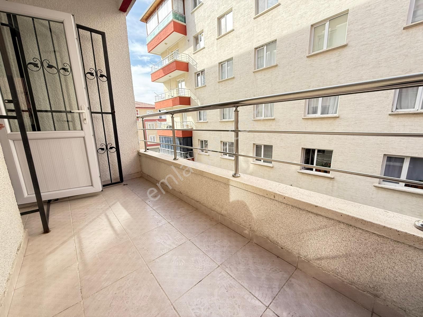 Turan'dan Karakeçili Cd Paraleli Ara Katta 3+1 Kiralık Daire - Görsel 21