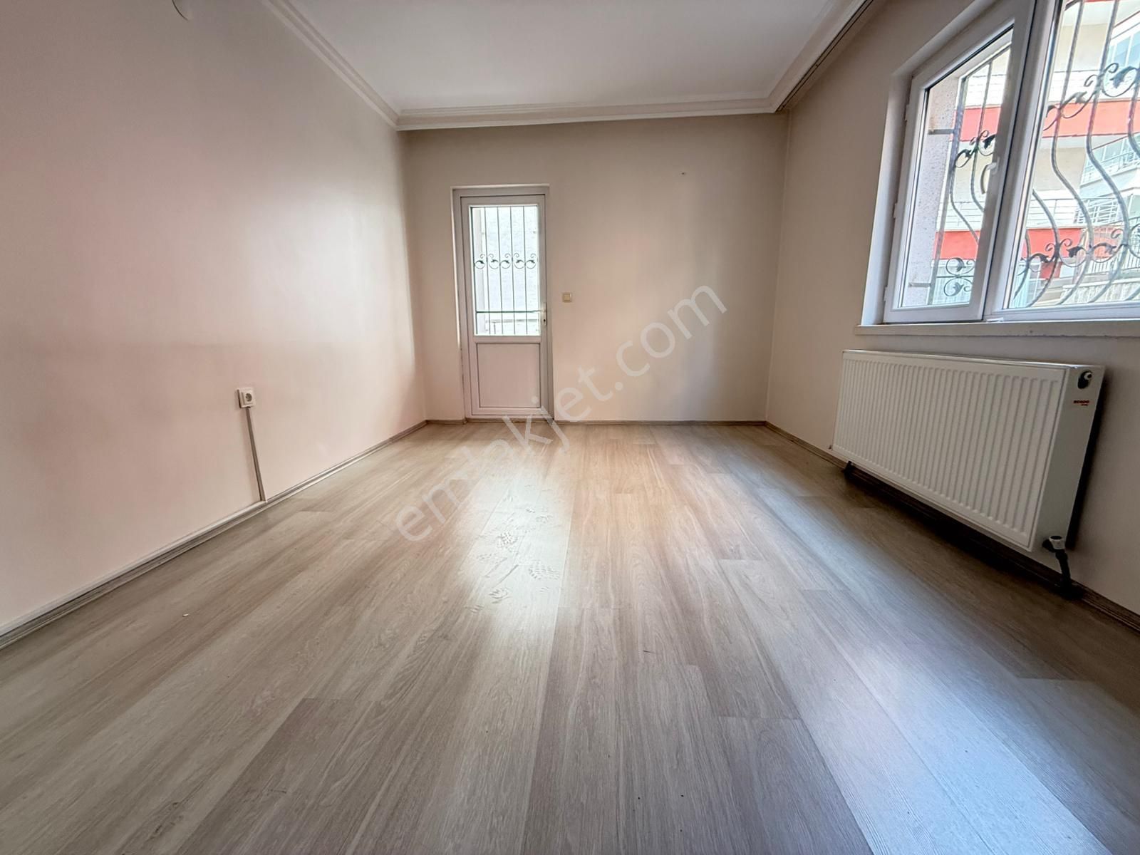 Turan'dan Karakeçili Cd Paraleli Ara Katta 3+1 Kiralık Daire - Görsel 15