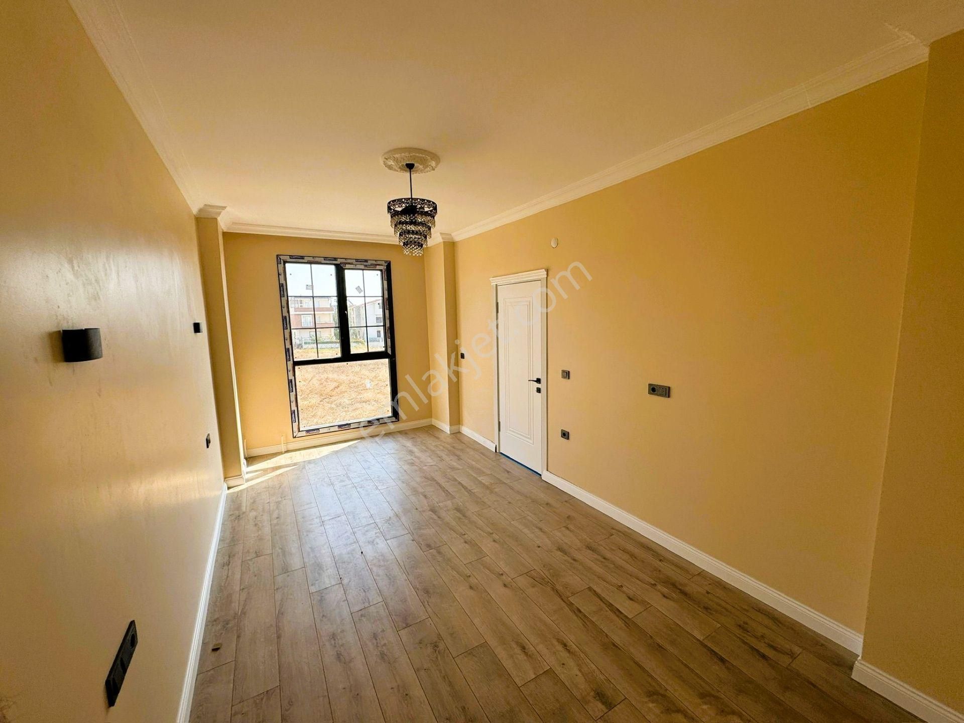 Yeniçiftlik'de Denize 200 Metre Mesafede Havuzlu Müstakil Lüks Villa - Görsel 18