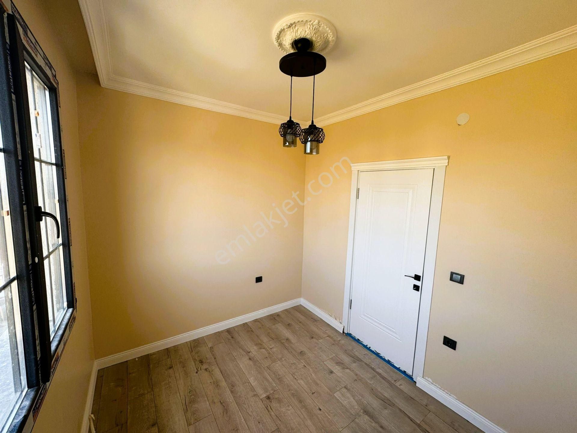 Yeniçiftlik'de Denize 200 Metre Mesafede Havuzlu Müstakil Lüks Villa - Görsel 14