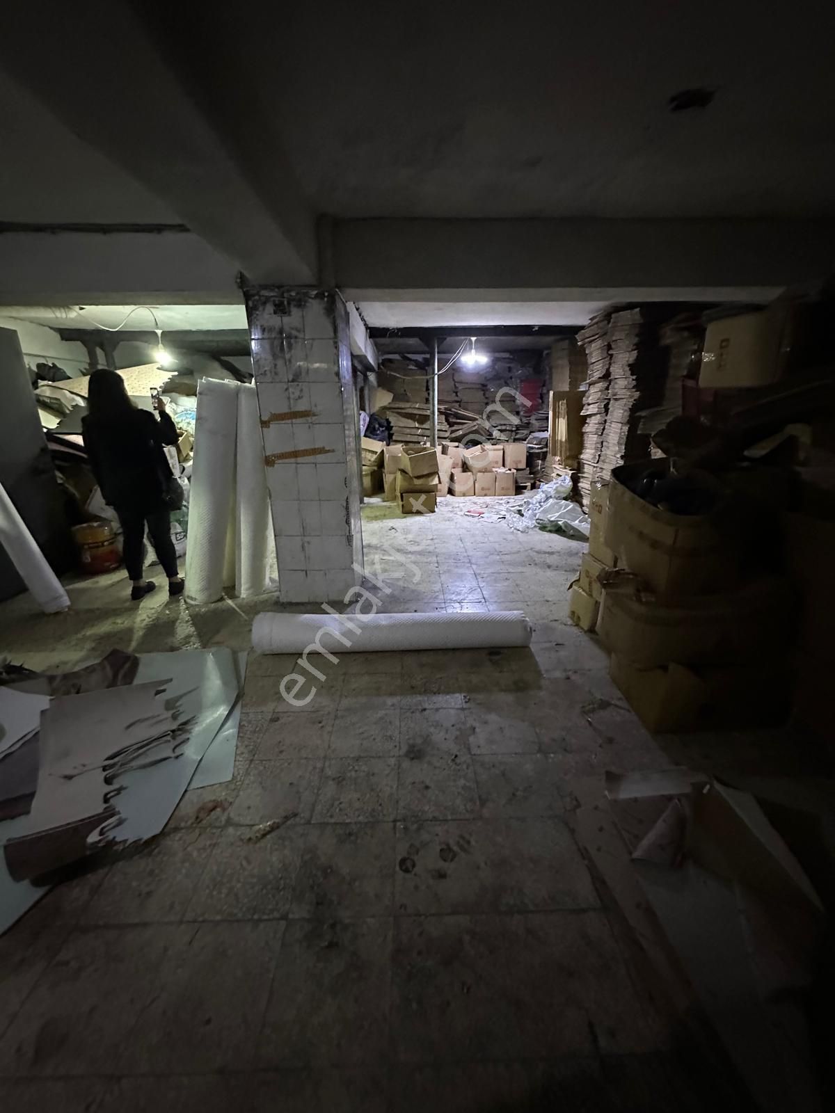 Ayakkabıcılar Sitesinde Satılık 4 Katlı Komple Bina 260m2 - Bornova İzmır - Görsel 8