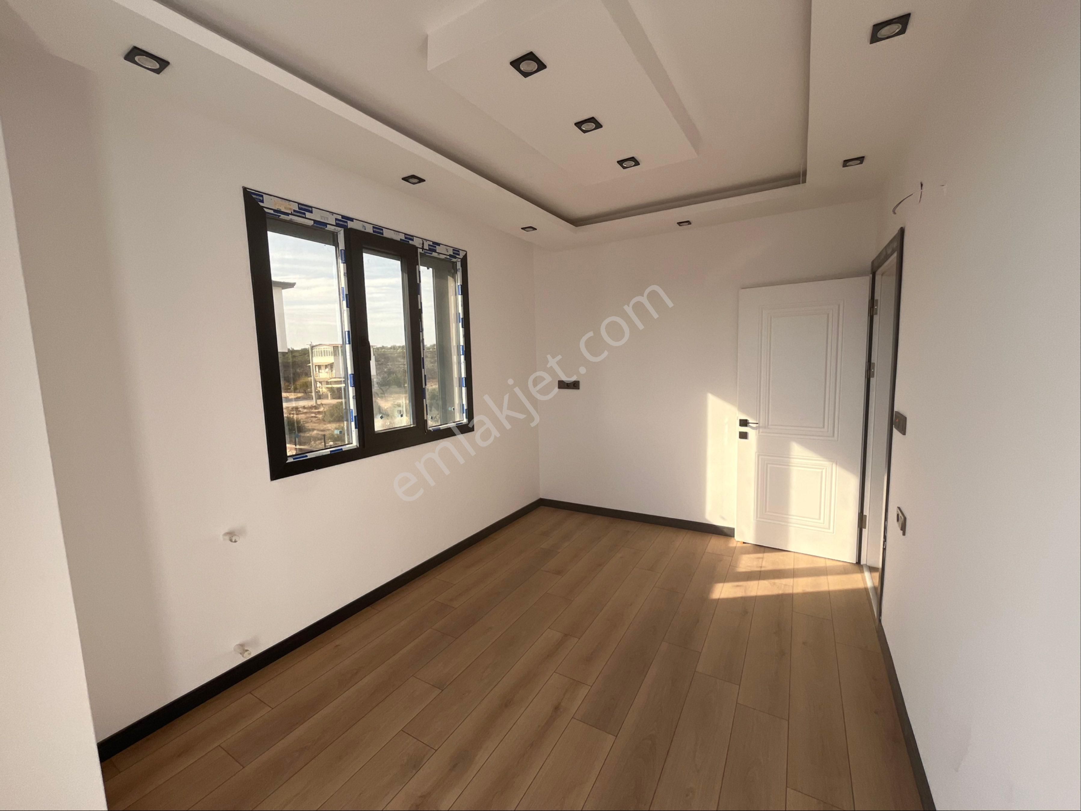 Zirve Gayrimenkul'den Full Denize 1 Km Mesafede Tam Mustakil 4+1 Villa - Görsel 31