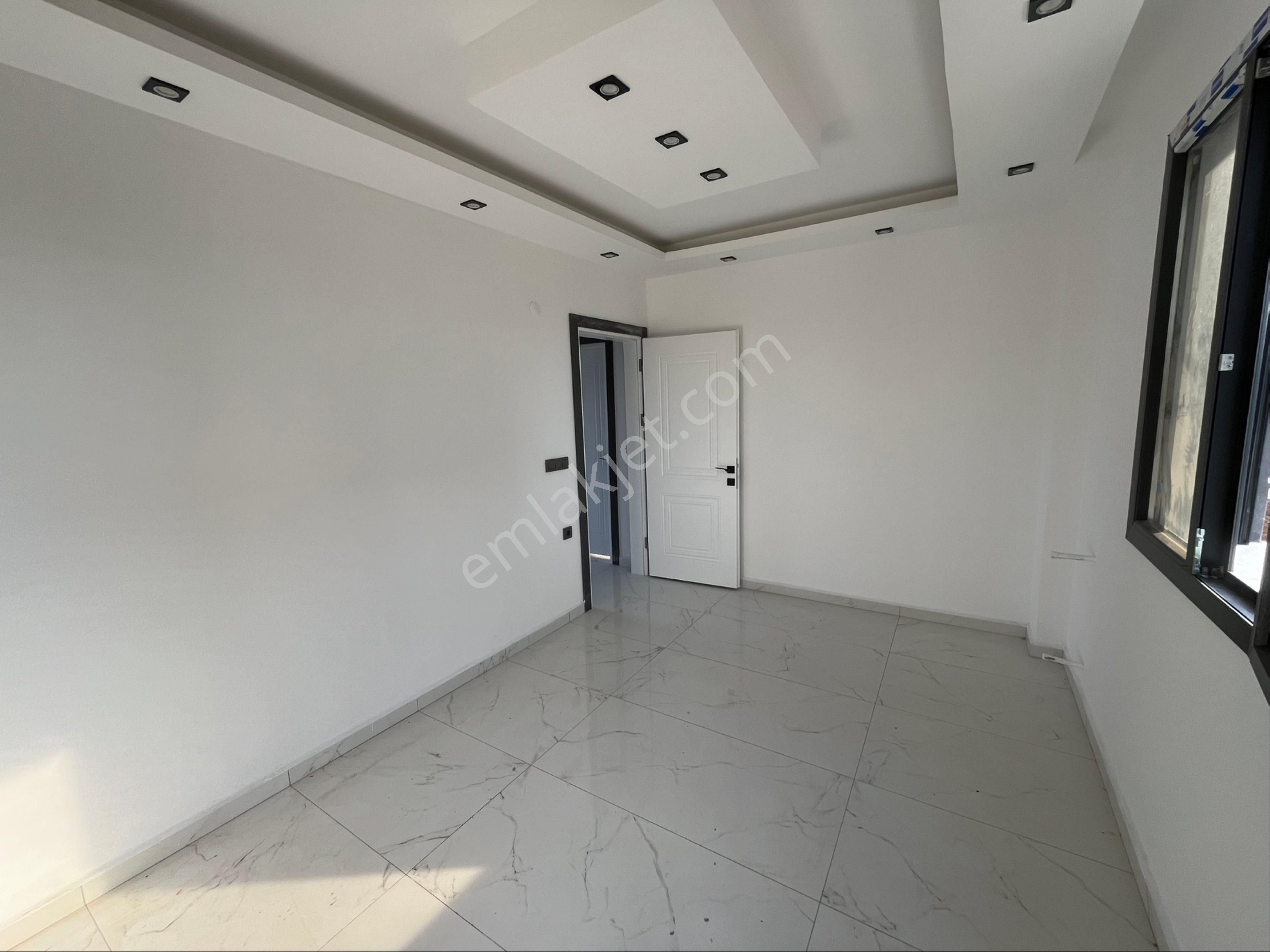 Zirve Gayrimenkul'den Full Denize 1 Km Mesafede Tam Mustakil 4+1 Villa - Görsel 11