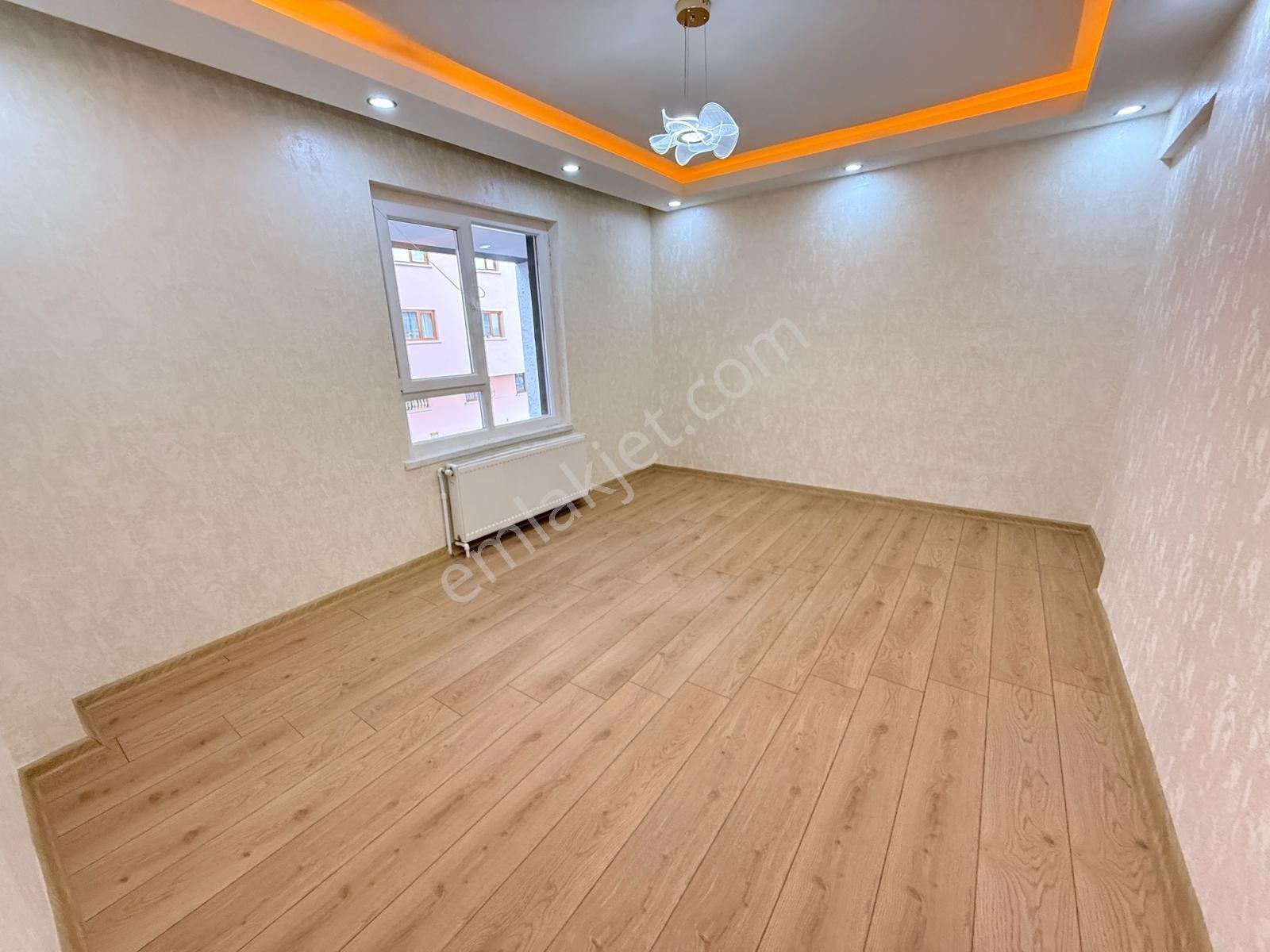 Esertepe Mahallesi'nde Hamamlı 3+1 Ultra Lüks Yapılı Daire! - Görsel 12