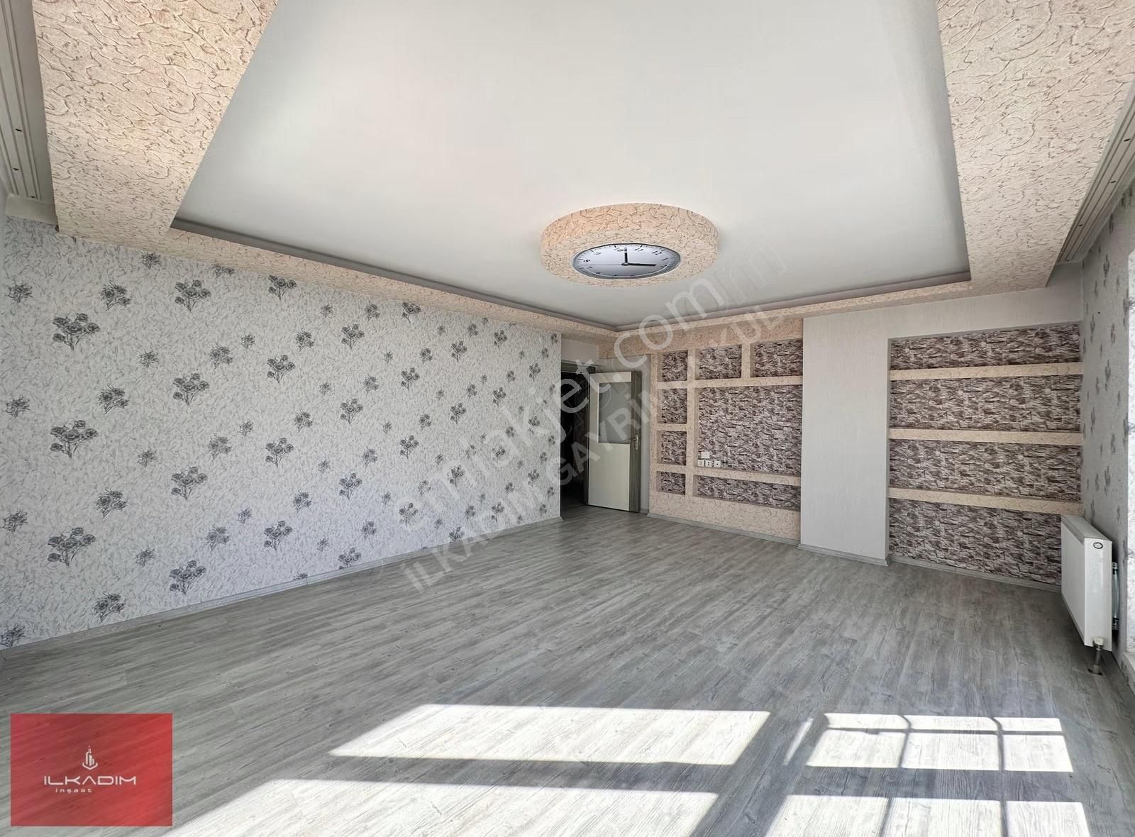 İlkadımdan Yükseltepede 140 M2 Ebeveyn Banyolu Batı Cephe 3+1 - Görsel 11