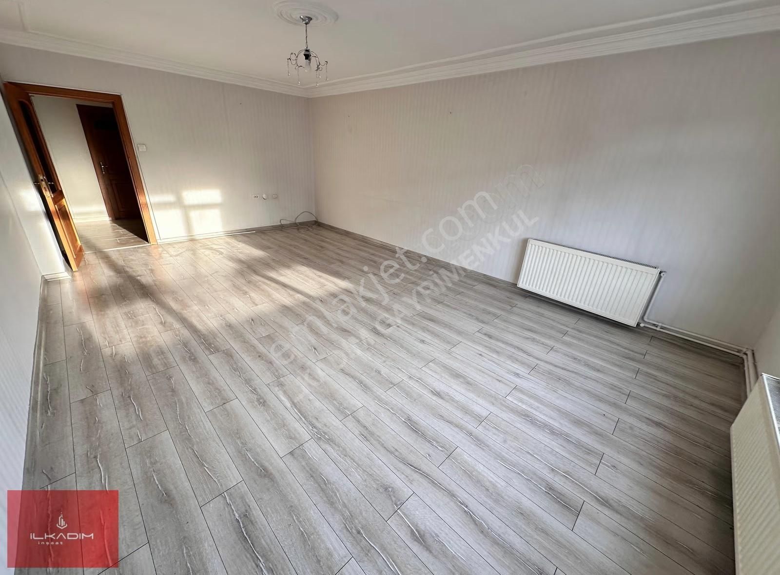 Şehir Hastanesine Yürüme Mesafeli 50m2 Özel Garajlı 4+1 Dubleks - Görsel 3