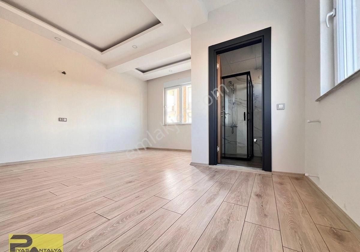 Site İçi Havuzlu Ebeveyn Banyolu Ultra Geniş 3+1 - Görsel 13